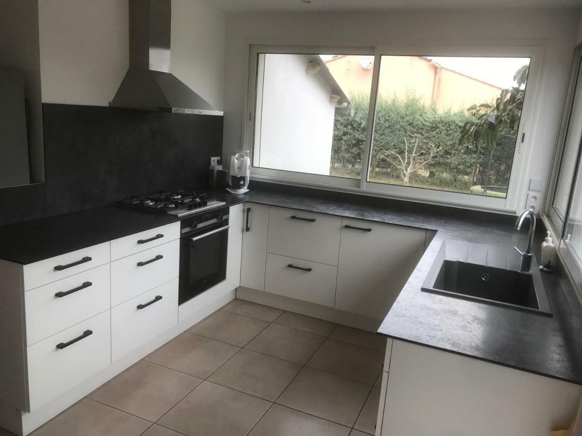 Apartamento Au domaine de Léa Hyères Exterior foto