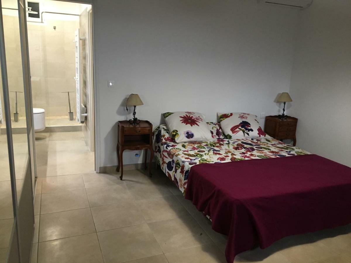 Apartamento Au domaine de Léa Hyères Exterior foto