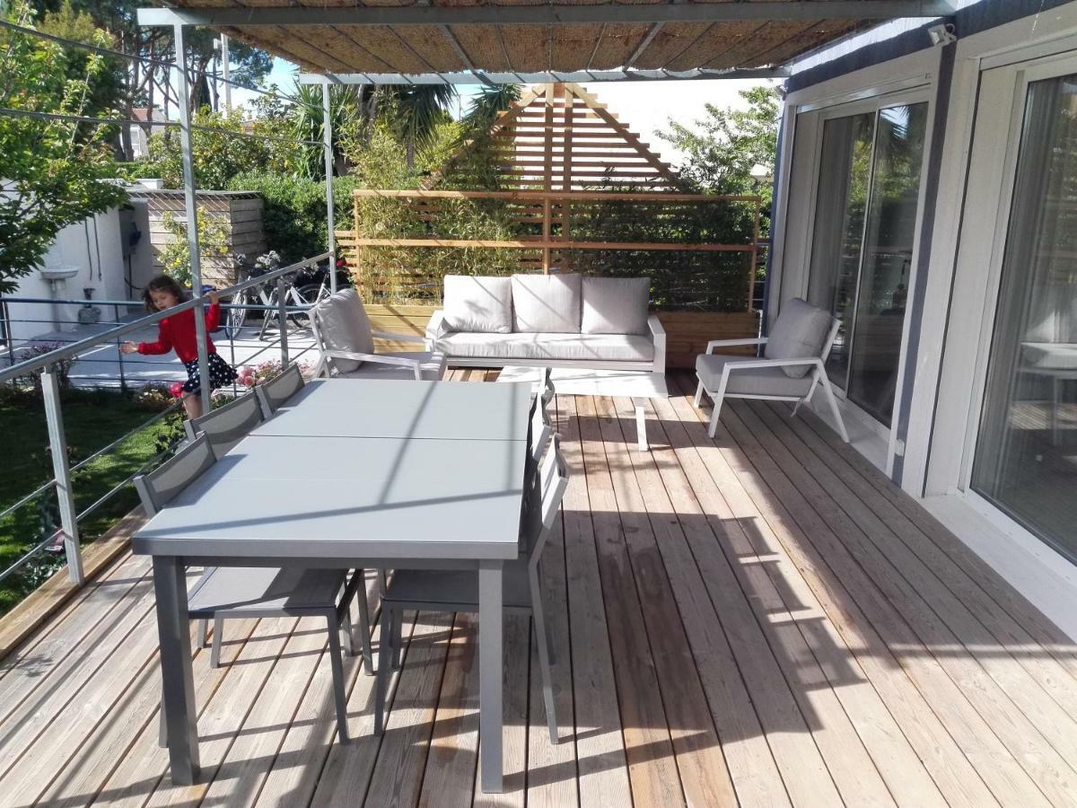 Apartamento Au domaine de Léa Hyères Exterior foto